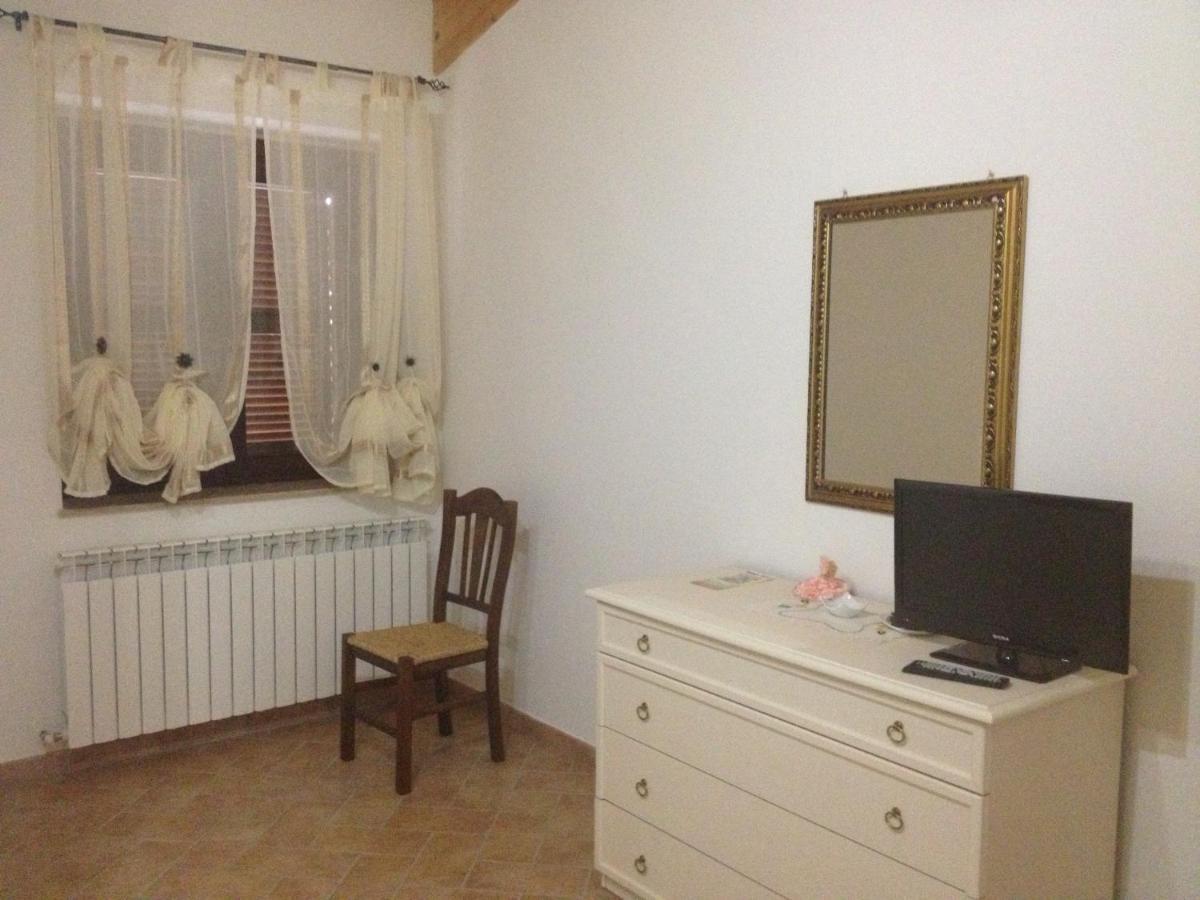 Vila La Collina Dei Ciliegi Camerino Pokoj fotografie
